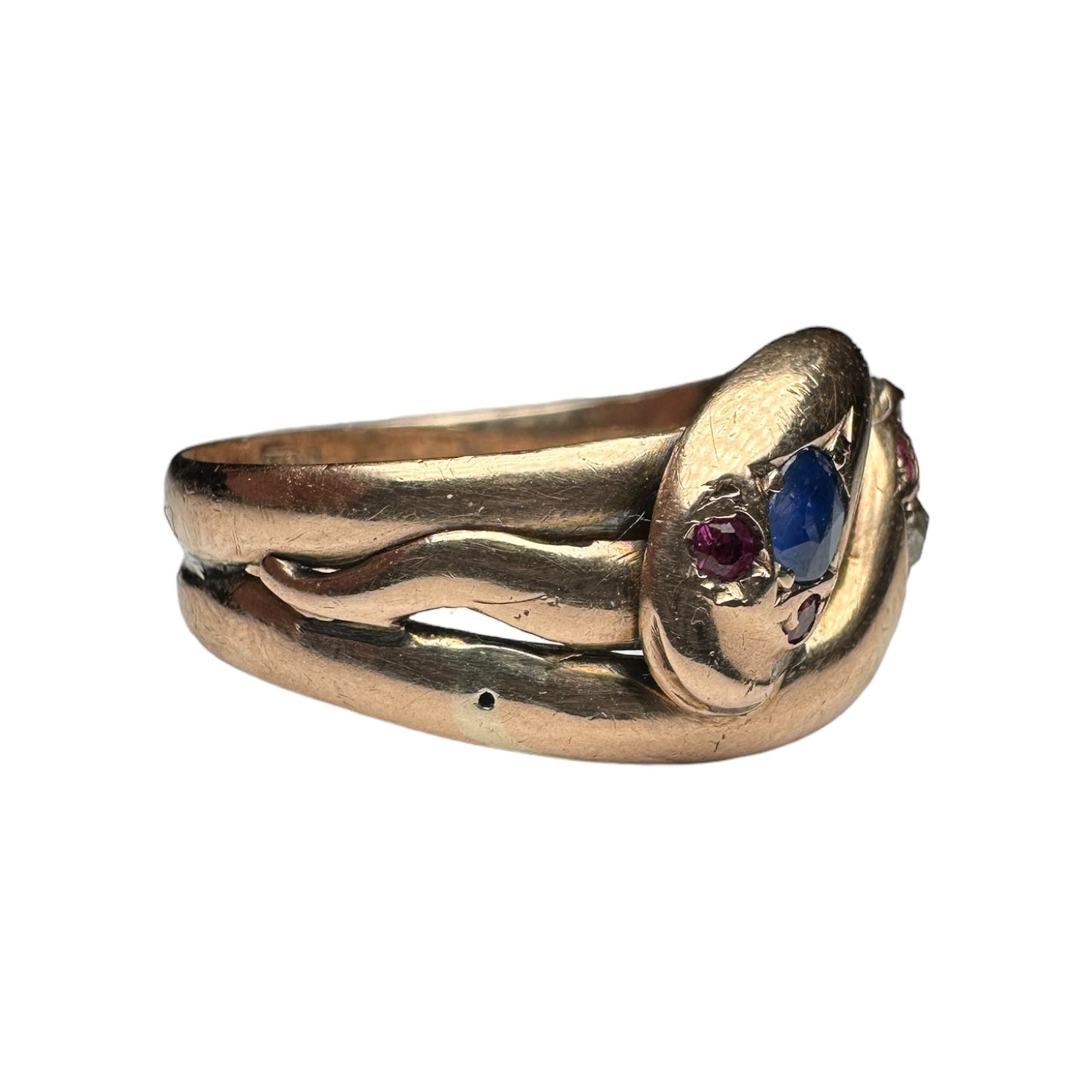 Anello inglese con zaffiro e diamante con occhi di rubini